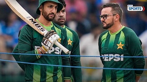Salman Agha and coach Mike Hesson were seen in a tense exchange during the PAK vs NAM clash