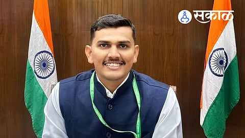 Omkar Pawar IAS success story Satara