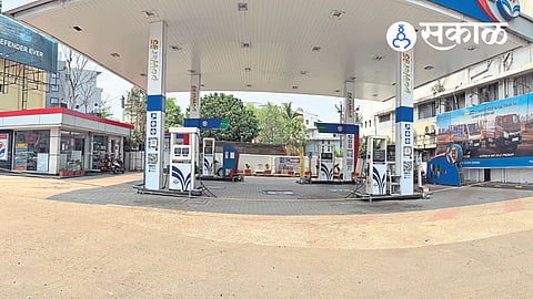 petrol pumps closed