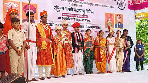 सासवडमध्ये पूर्णाकृती पुतळा उभारण्याचे आश्वासन