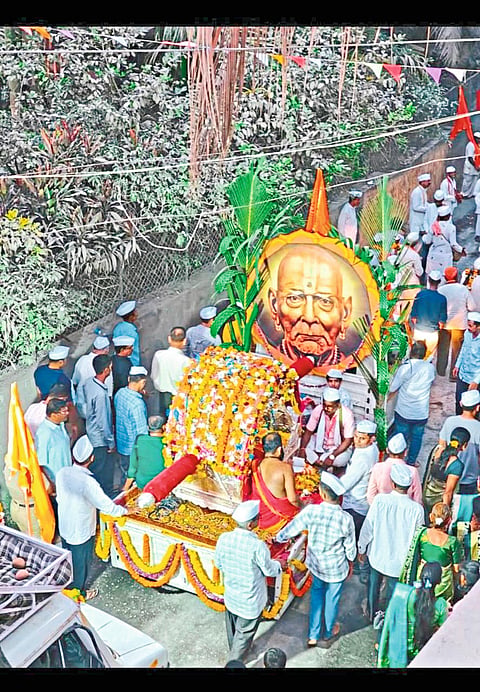 चौलमध्ये स्वामी समर्थ पालखी सोहळा
