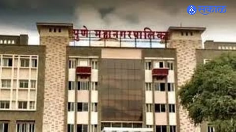 Pune Civic Body Faces Heat Over ₹404 Crore Hoarding Discrepancy