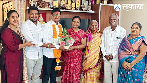 onkar Lakade