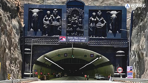 Life Over Likes: High Fines for Stopping Vehicles on Mumbai-Pune Missing Link