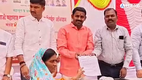 Governance at Doorstep: Mega Revenue Solution Camp Held at Bhendala Village