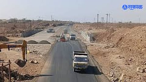 Leaders clash over credit for Hyderabad–Solapur highway project worth ₹740 crore in Maharashtra.