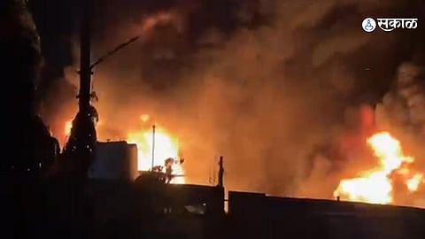 Four Shops Reduced to Ashes in Fierce Fire Incident on Jalna Kharpudi Road