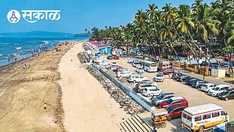 Murud beach tourist crowd news update