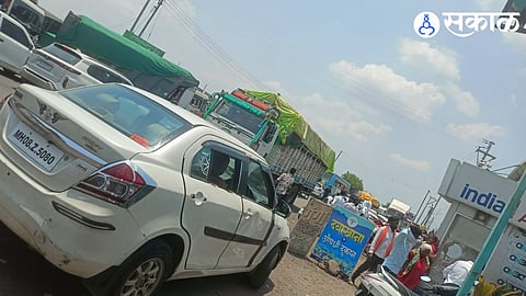 Encroachment Stranglehold at Khanapur Chowk
