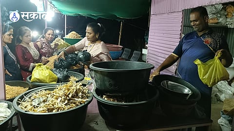 Monsoon Preparation: Dry Fish Markets Bustle in Raigad Ahead of Fishing Ban