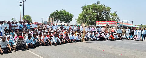 खडकवासलाचे पाणी पेटले