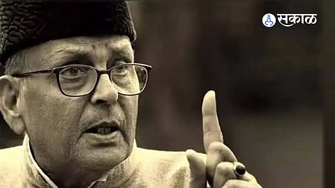 The Era of Simplicity: When Prime Minister V.P. Singh Met Journalists Without Security