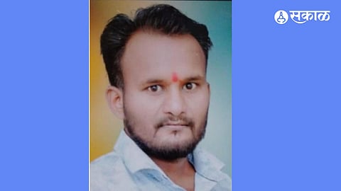 Tragedy in Mendhi Village: 33-Year-Old Youth Ends His Life