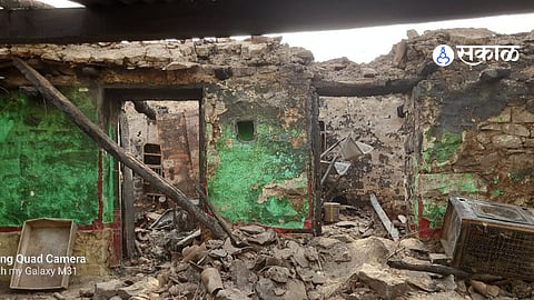 Devastating Fire: Poor Farming Family Loses Everything in Sangvi Kardkhed