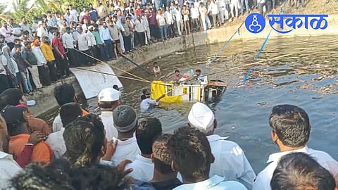 Tandulwadi pickup vehicle accident news