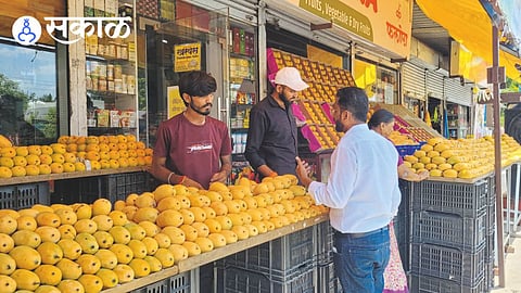 Delayed monsoon impact on mango prices