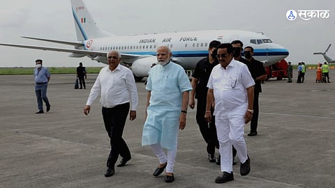 PM Modi Waits 45 Minutes at Delhi Airport for NEET Students