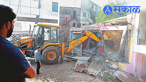 Kolhapur Municipal Corporation anti encroachment action