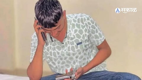 Pune Police Arrest Alleged Instagram Arms Dealer, Seize Five Pistols in Latur