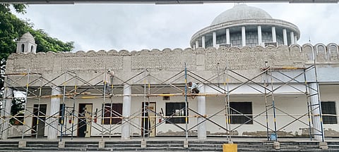 कोरेगाव सातारा रेल्वे स्थानकाचे नूतनीकरण सुरू