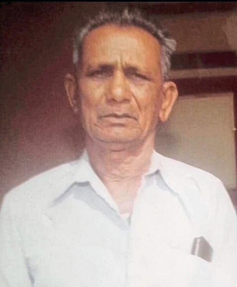 शिर्डी ः- जनसंघाला पहिला जिल्हाध्यक्ष, अटलजींनी पोस्टमन आणि भाजपला  पहिला खासदार देणा-या मळेगाव थडीची आगळी वेगळी कहाणी...  सकाळ विशेष