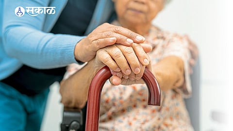 Coping with the fear of losing aging parents for single individuals