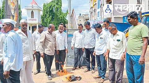 Aitwade Khurd highway land acquisition protest