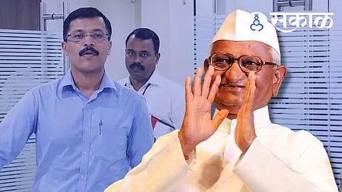 Anna Hazare praises Tukaram Mundhe