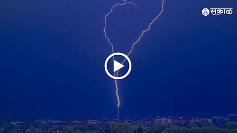 Eiffel Tower Lightning Strike Video Goes Viral 