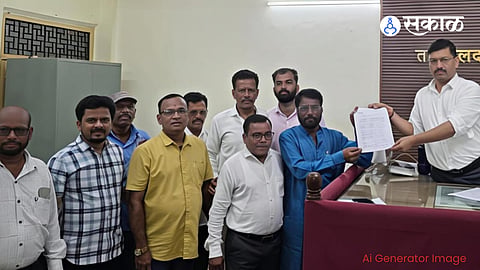 Raigad journalists demand strict action against MP Sanjay Dina Patil for allegedly threatening media personnel