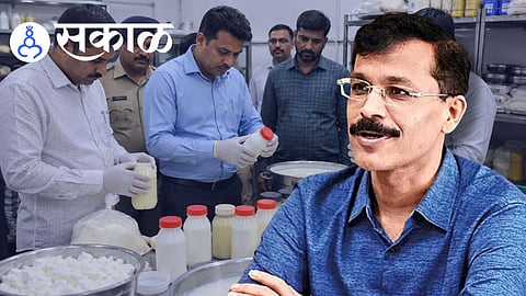 Who is Tukaram Mundhe?