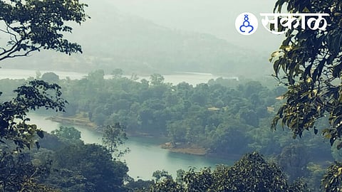 Why is Mahabaleshwar receiving record rainfall?