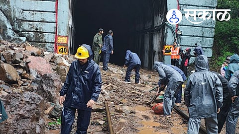 Lonavala Karjat railway landslide update