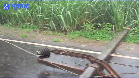 electric poll collapse by rain