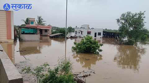 Home underwater in flood