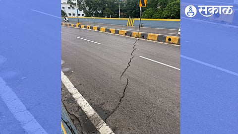 Crack Detected on Dhayari Phata Flyover