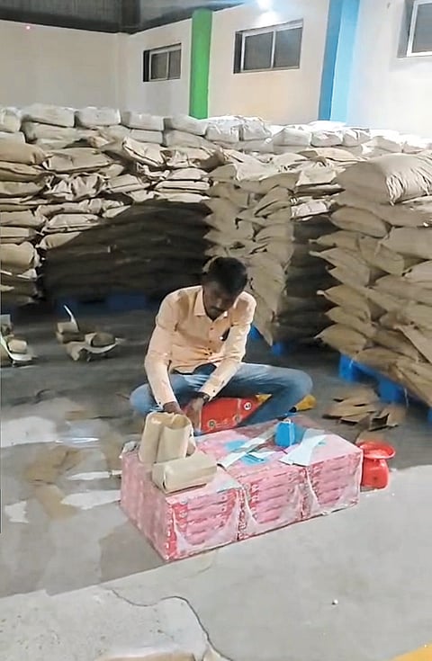 AKLUJ MILK POWDER