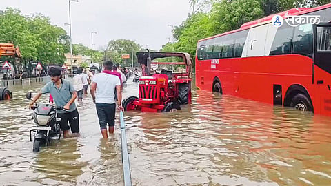 Monsoon Fury Across India Disrupts Normal Life; Record Rainfall in Surat