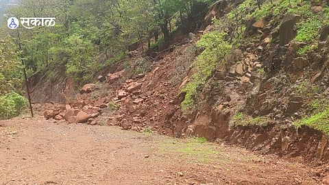 Landslide Disrupts Traffic in Ambegaon Taluka; Immediate Road Clearance Demanded