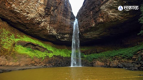 Devkund Waterfall Accident