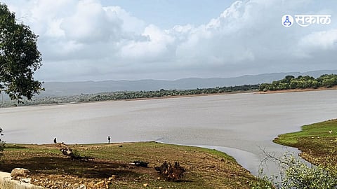 Mist, Waterfalls and Green Valleys: Andar Maval Witnesses Massive Tourist Rush