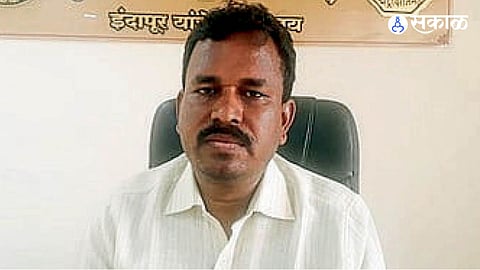 Tehsildar Shrikant Patil