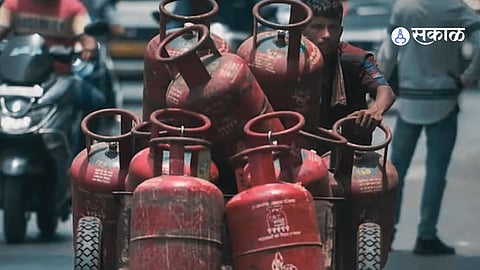 Iran Threatens Gulf Oil and Gas Exports, Raising India LPG Supply Concerns