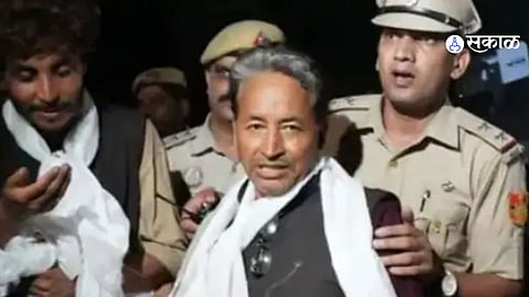 Delhi Police Remove Sonam Wangchuk From Jantar Mantar, Shift Him to Hospital Amid Hunger Strike