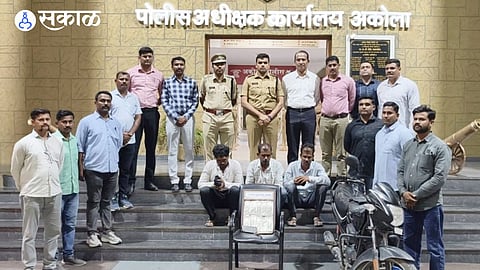 accused arrested in duplicate note case