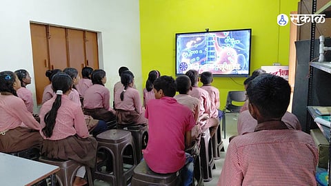 Smart Classrooms and Digital Learning Revive Government Schools in Uttar Pradesh