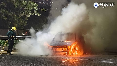 burning car near navale bridge