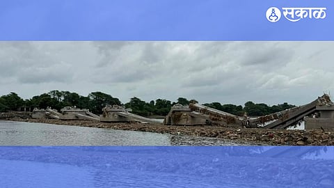 hingangaon to khamgaon tek bridge collapse