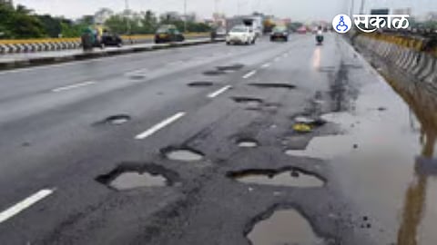 Citizens' forum alleges 25 potholes found within 50 meters despite Pune Municipal Corporation claiming only 54 potholes citywide