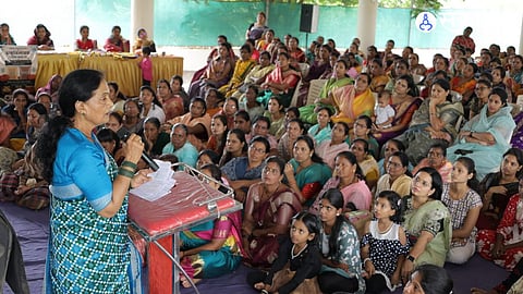 baramati sharda mahila sangh women empowerment self help groups loan distribution sunanda pawar